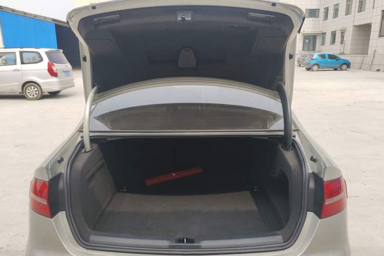 Used Audi A4L 2015 35 TFSI Automatic Comfort Model
