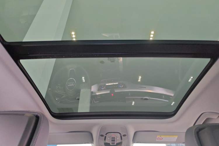 Used Audi A4L 2020 40 TFSI quattro Luxury Dynamic Model