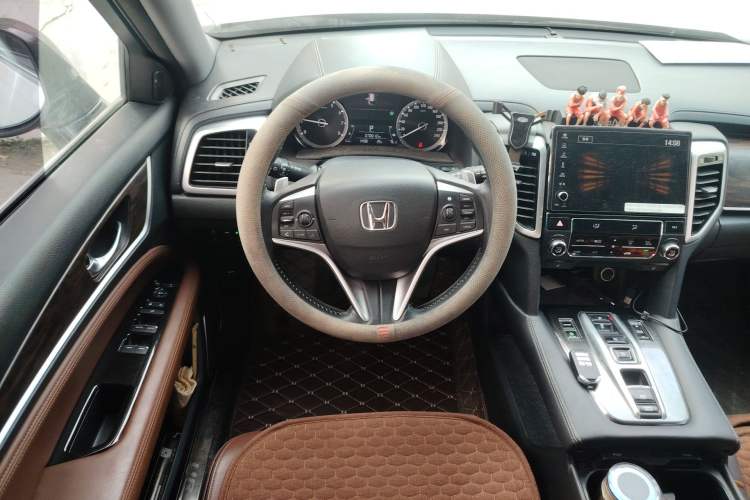 Used Honda UR-V 2017 370TURBO 2WD Prestige Edition China V Steering Wheel