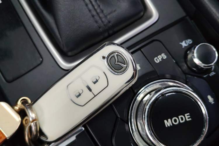 Used Mazda CX-4 2018 2.0L Automatic Two-Wheel Drive Blue Sky Dynamic Version China V Standard