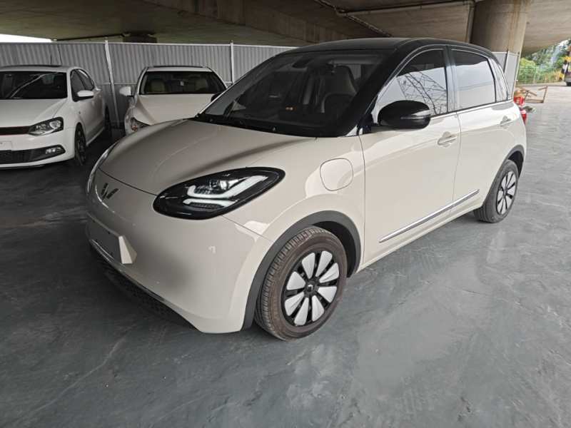 Used Wuling Bingo 2023 410 km Lingxi Deluxe Edition — 1
