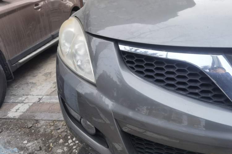 Used Haval H5 Classic 2010 European-style Edition 2.4L Four-Wheel Drive Comfort Model
