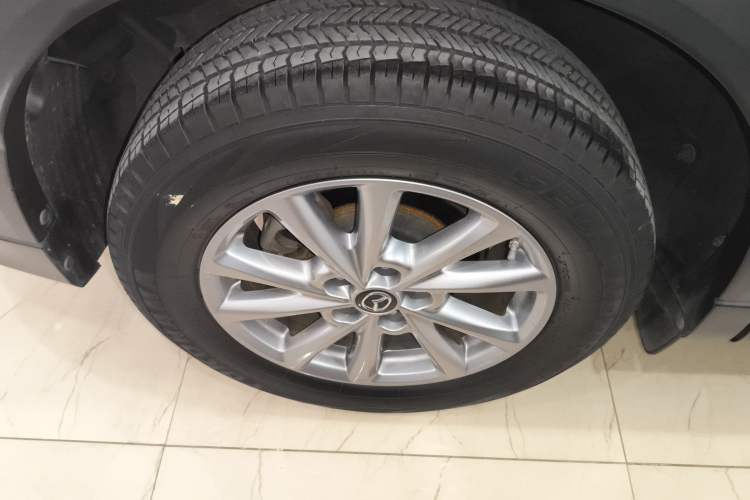Used Mazda CX-5 2022 2.0L Automatic Two-Wheel Drive Zhiya Version Right Rear Wheel Hub