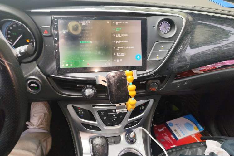 Used Buick Envision 2015 20T Two-Wheel-Drive Leading Model