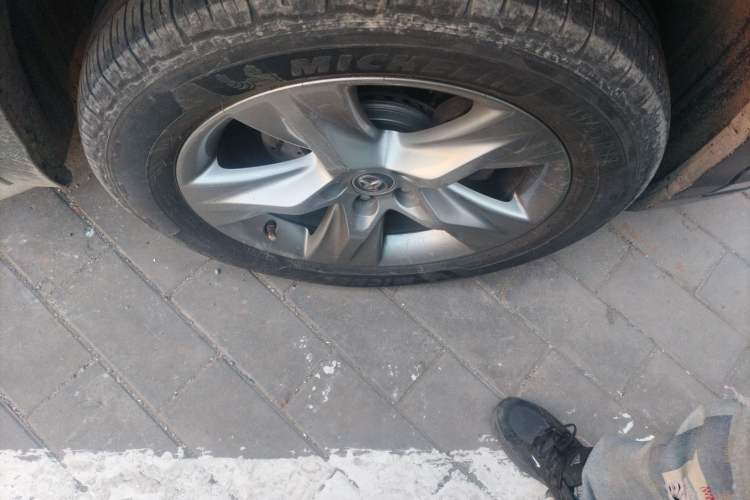 Used Toyota Highlander 2018 2.0T Four-Wheel Drive Luxury Edition 7 Seats China V Emission Standard Exterior 7