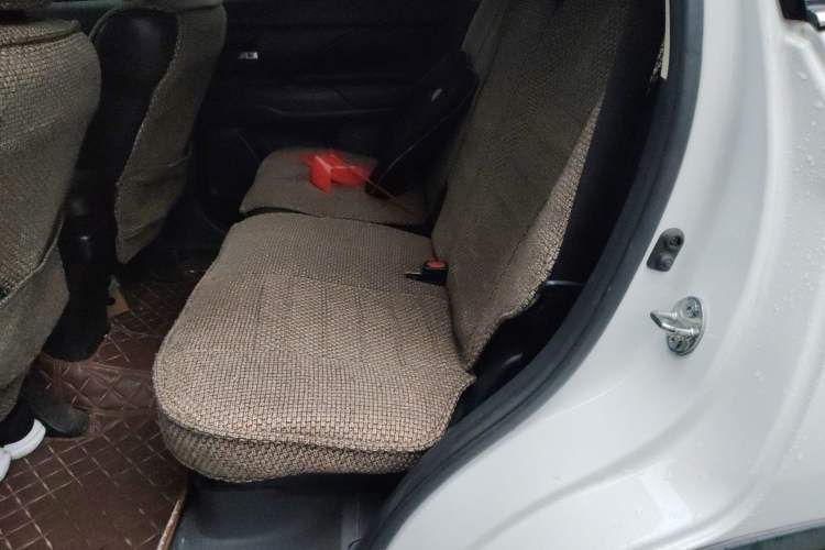 Used Mitsubishi Outlander 2016 2.4L 4x4 Elite Edition 5 Seats
