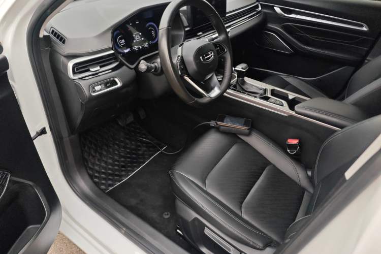 Used Geely Auto Emgrand 2022 4th Generation 1.5L CVT Luxury Model Driver Seat