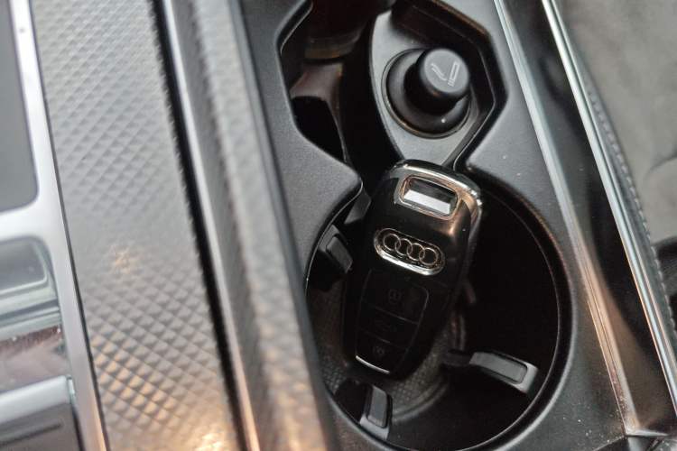 Used Audi A6L 2021 45 TFSI Prestige Dynamic Edition Vehicle Key