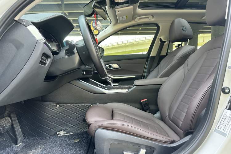 Used BMW 3 Series 2021 Restyled 325Li M Sport Package