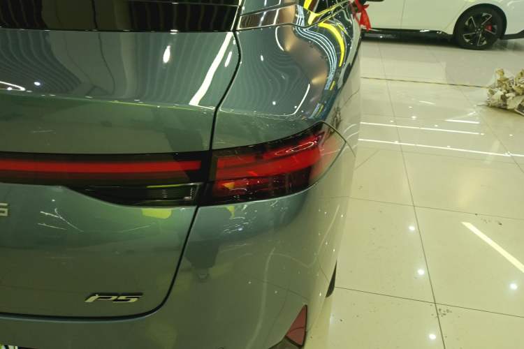 Used XPeng P5 2021 460G+ Right Rear Taillight