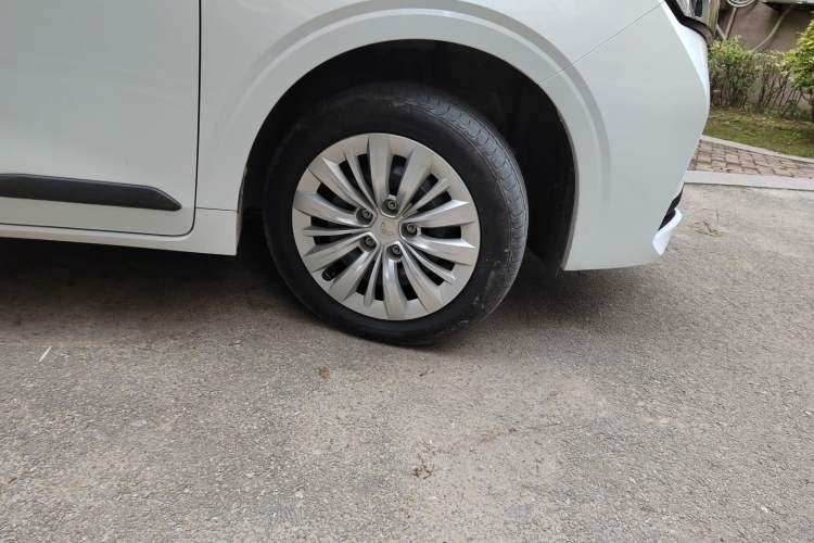 Used Wuling Jiachen 2022 1.5L Manual Enjoyment Elite Model