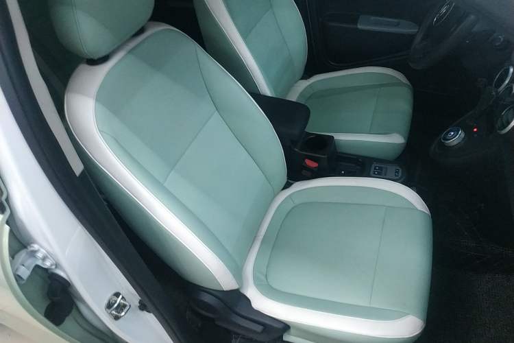 Used ORA Black Cat 2022 301km "Cute Pet" Version – Lithium Iron Phosphate