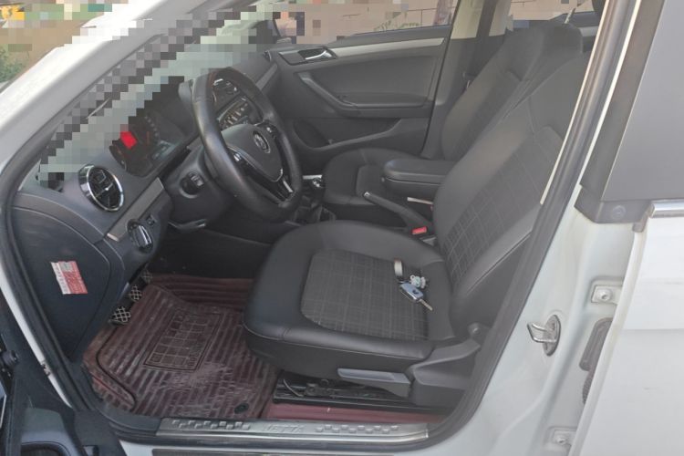 Used Volkswagen Jetta 2019 Dream Edition 1.5L Manual Comfort Version
