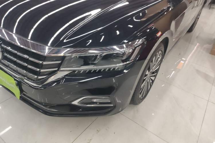 Used Volkswagen Passat 2019 330TSI Luxury Edition China VI Standard