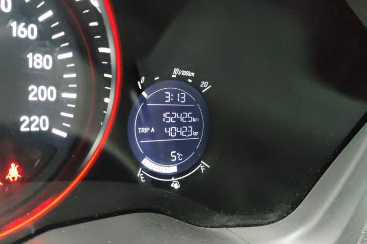 Used Honda Vezel 2017 1.5L CVT 2WD Comfort Model
