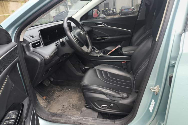 Used NETA U 2021 Pro 400 Industry Custom Edition Left Front Seat