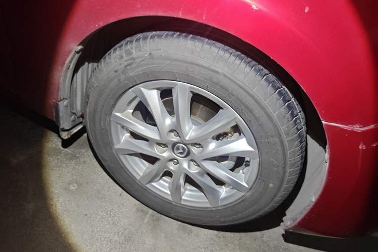 Used Mazda 3 Axela 2017 Sedan 1.5L Automatic Luxury Model Emission Standard China V