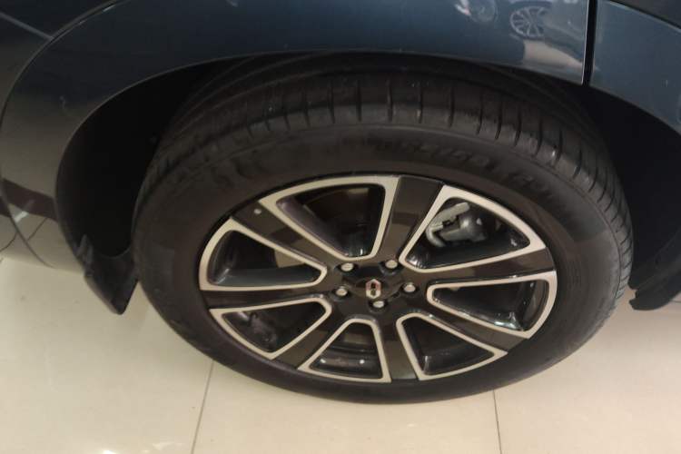 Used Hima AITO M7 2024 1.5T Intelligent Drive Rear-Drive Ultra Version 5 Seats
