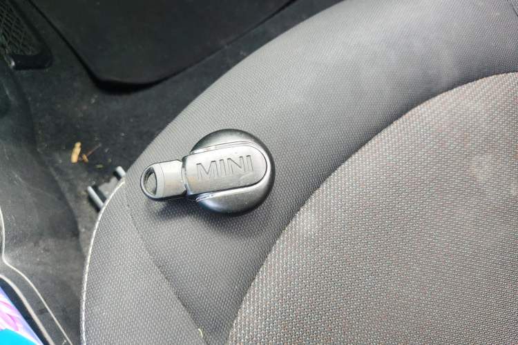 Used MINI 2014 1.2T ONE
