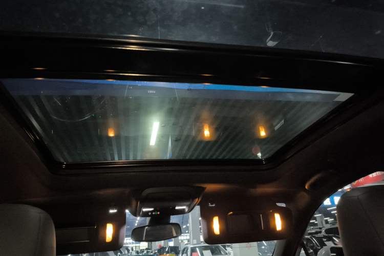 Used Cadillac XT5 2020 28T Luxury Version