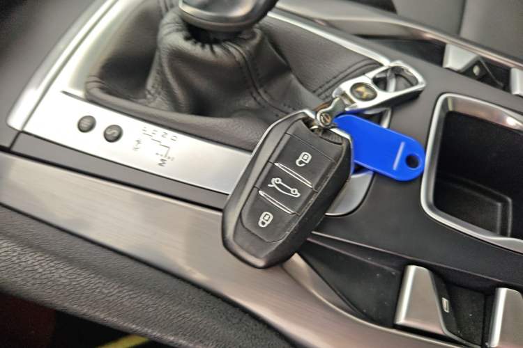 Used DS 5 2014 1.6T Luxury Edition THP200
