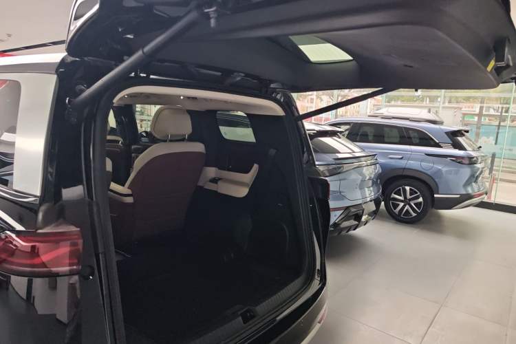 Used BYD Xia 2025 DM-i 1.5T 180km Beyond Edition