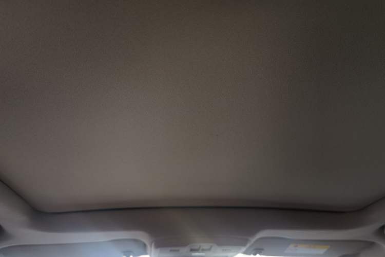 Used Buick Envision 2015 20T Two-Wheel-Drive Elite Model Headliner