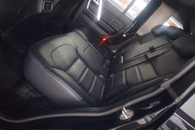 Used BAIC Off-Road BJ40 2020 2.0T Automatic Four-Wheel Drive Urban Hunter Edition Chivalrous Type
