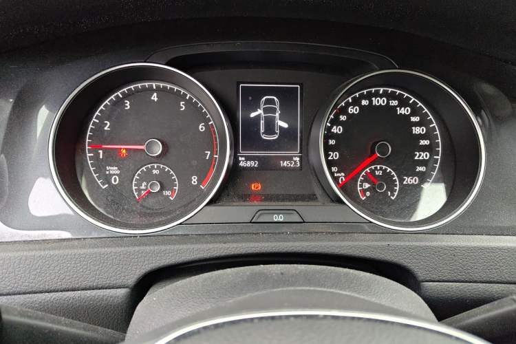 Used Volkswagen Golf 2020 Zhiai Edition 280TSI DSG Comfort Model Instrument Cluster