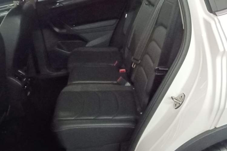 Used Volkswagen Tiguan L 2021 330TSI Automatic Two-Wheel Drive R-Line Enhanced Edition Left Rear Seat