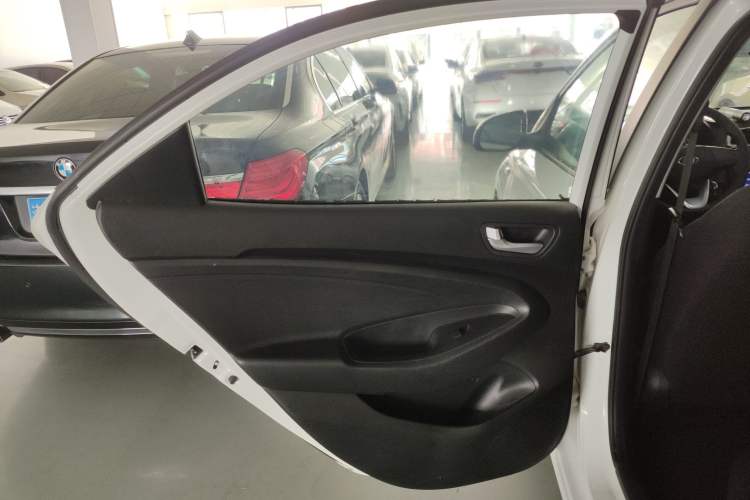 Used Hyundai Verna (older generation) 2017 1.4L Manual Huancai Edition China V Standard