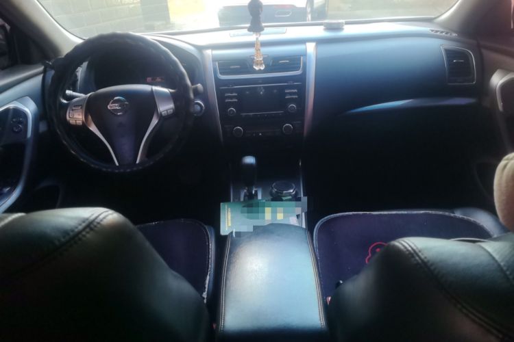 Used Nissan Teana 2013 2.0L XL Comfort Edition Center Console