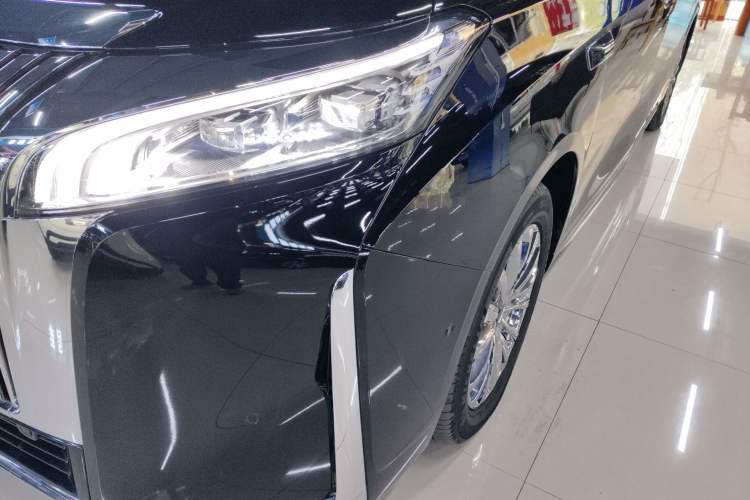 Used Wey Gaoshan 2025 Four-Wheel Drive Alpine 9
