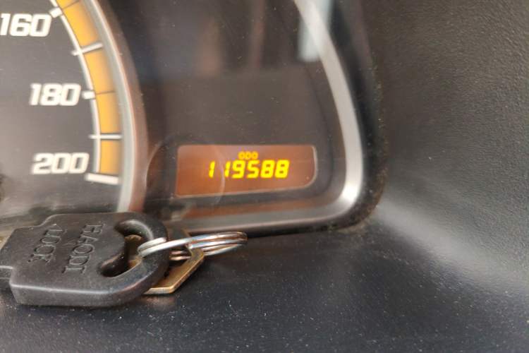 Used Chevrolet Sail 2013 Sedan 1.2L Manual Fashionable Happiness Edition