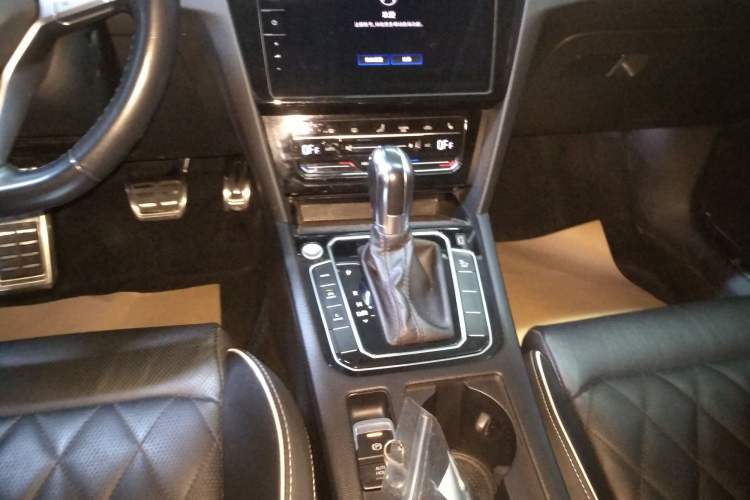 Used Volkswagen Magotan GTE Plug-in Hybrid 2022 GTE Luxury Model