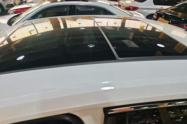 Used Volkswagen Sagitar 2024 300TSI DSG Excellence Edition Roof