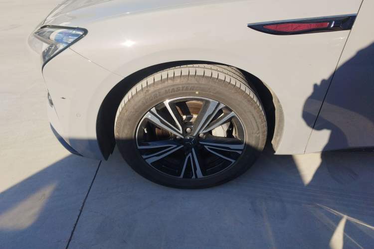 Used Hongqi EH7 2024 690 Pro