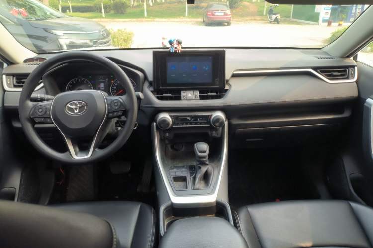 Used Toyota RAV4 2021 2.0L CVT Two-Wheel Drive Urban Edition
