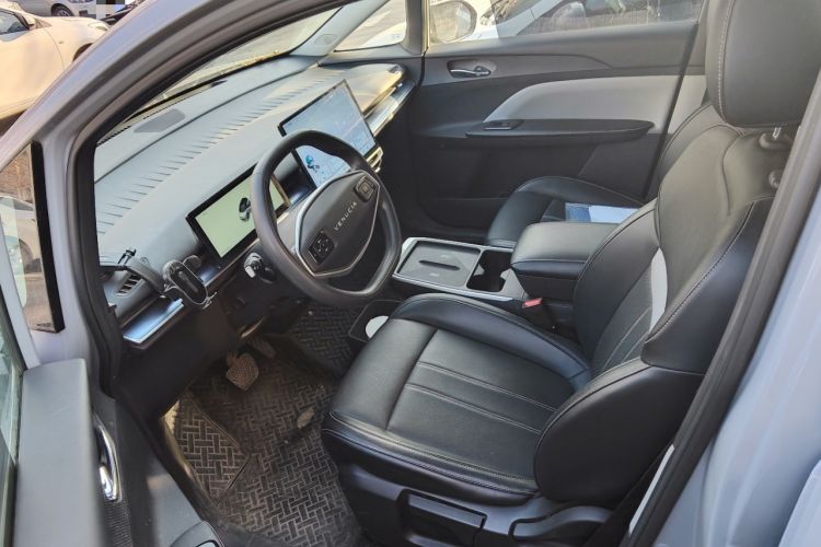 Used Venucia VX6 2024 520 Travel Edition
