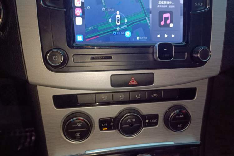 Used Volkswagen Magotan 2015 1.8TSI Advanced Model
