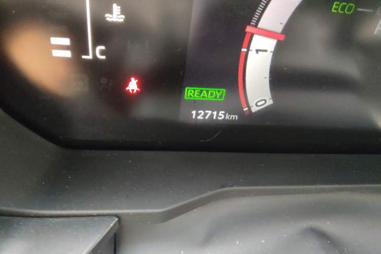 Used Toyota Prado 2025 2.4T All-Weather TX Version 5 Seats Odometer Close Up