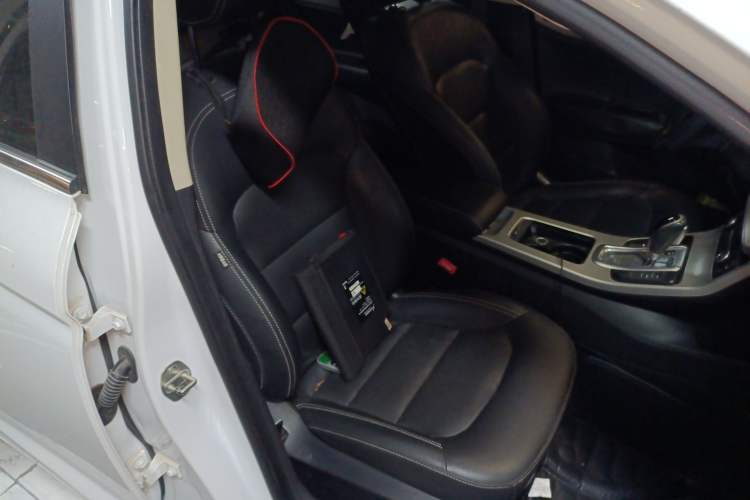 Used Geely Auto Emgrand GL 2017 1.8L DCT Elite Model
