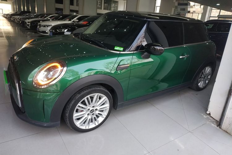 Used MINI MINI 2022 1.5T COOPER Classic Edition