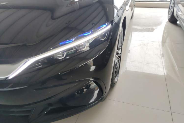 Used BYD Han 2025 DM-i Intelligent Driving Edition 125KM LiDAR Flagship Model