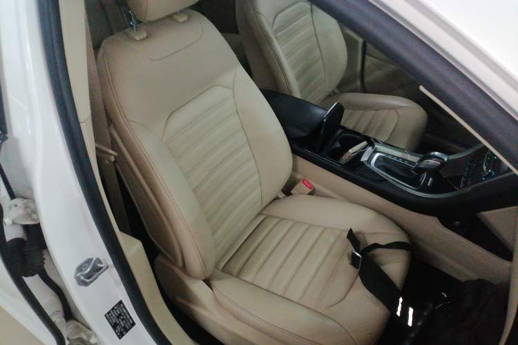 Used Ford Mondeo 2013 2.0L GTDi 200 Luxury Model