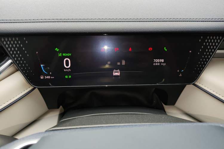 Used Wey Mocha 2021 2.0T Two-Wheel-Drive Ultra-Strong Version
