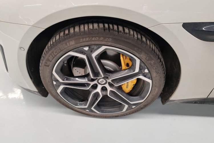 Used Xiaomi Auto SU7 2024 Rear-Drive Long-Range Intelligent Driving Version Exterior 4