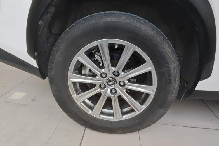 Used Lexus NX 2018 200 Front-Wheel-Drive Xingxing Edition China VI Standard