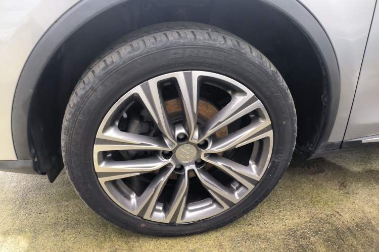 Used BYD Tang 2018 2.0T Automatic SmartConnect Prestige 7-Seater China V Standard