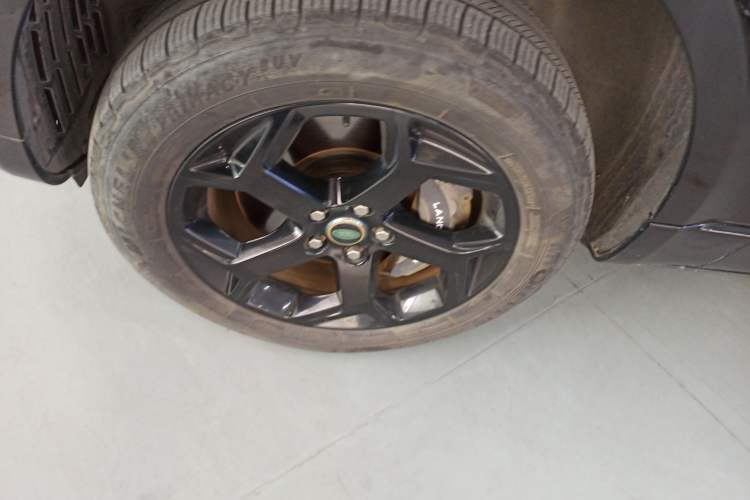 Used Land Rover Range SportNew Energy 2018 P400e Left Front Wheel Hub